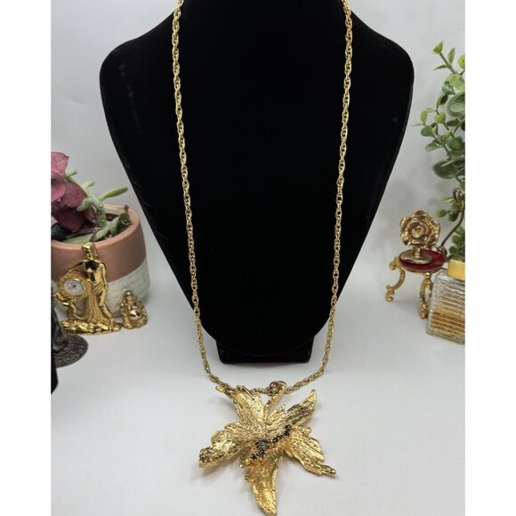 SASCHA BRASTOFF Brutalist Statement Necklace Pendant Leaf Gold Tone Vintage - Picture 2 of 10
